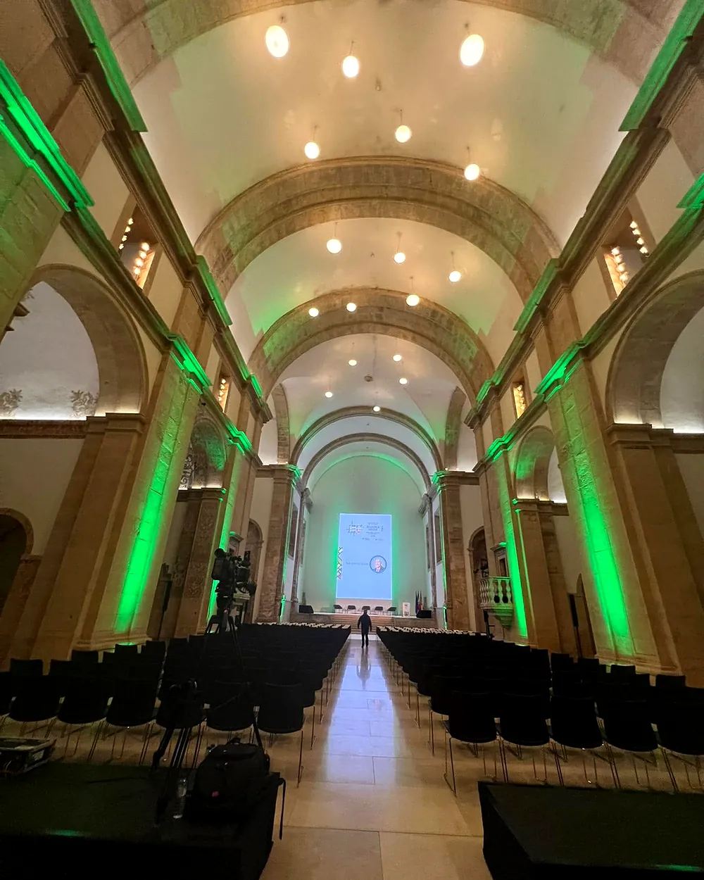 Sala com desenho de luz da GOPEventos